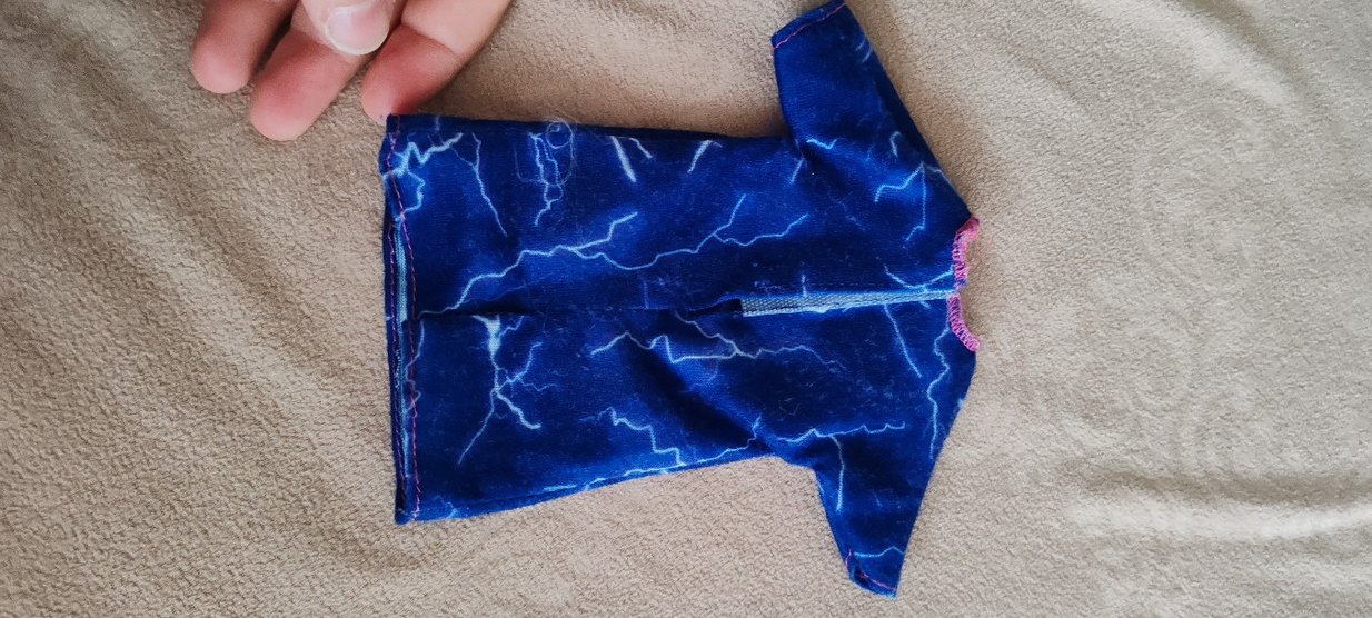 Barbie kıyafet ve çantaları adet fiyatıdır - Görsel 3