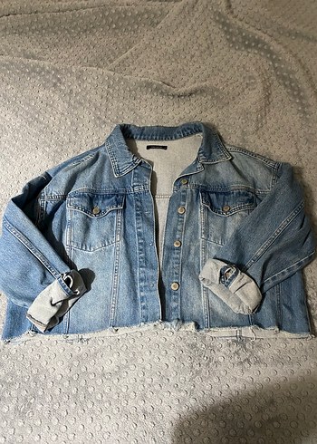 Düğmeli Mavi Bol Kesim Kadın Denim Ceket