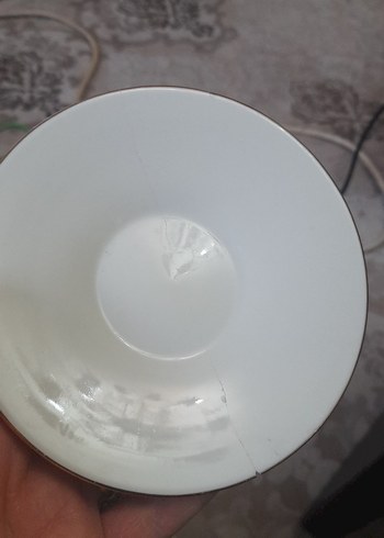 Beyaz Çiçek Detaylı Porselen Fincan ve Tabağı - Görsel 12