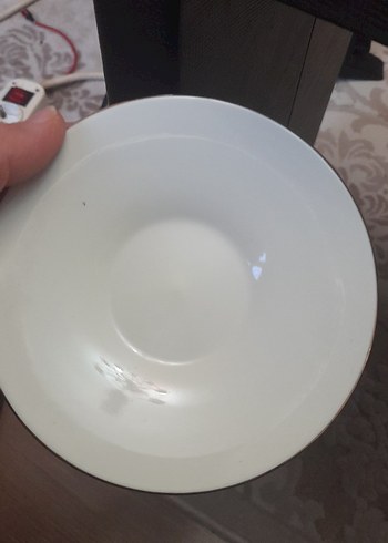 Beyaz Çiçek Detaylı Porselen Fincan ve Tabağı - Görsel 9