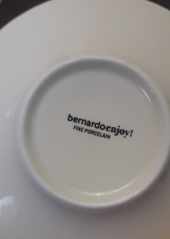 Beyaz Çiçek Detaylı Porselen Fincan ve Tabağı - Görsel 6