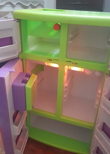 Renkli Mor Oyuncak Buzdolabı pilli - Görsel 3