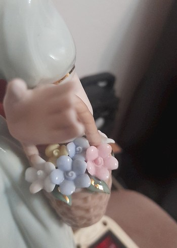 Beyaz Elbiseli Kız Figürü kusursuz - Görsel 12