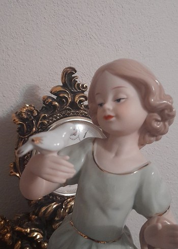 Beyaz Elbiseli Kız Figürü kusursuz - Görsel 4