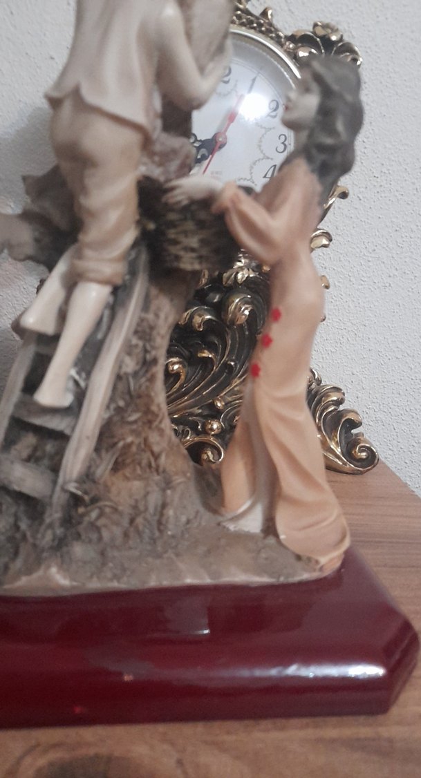 Bej Renkli Figürlü Saat Dekoru - Görsel 4