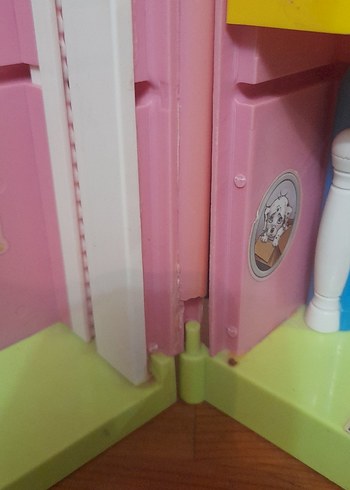 Pastel Renkli Oyuncak Bebek Evi ve oyuncaklari - Görsel 13