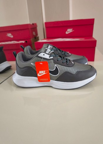 Nike Gri Erkek Spor Ayakkabı - Görsel 4