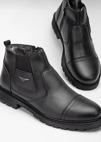 Siyah Parlak Deri Kürklü Biker Bot - Görsel 4