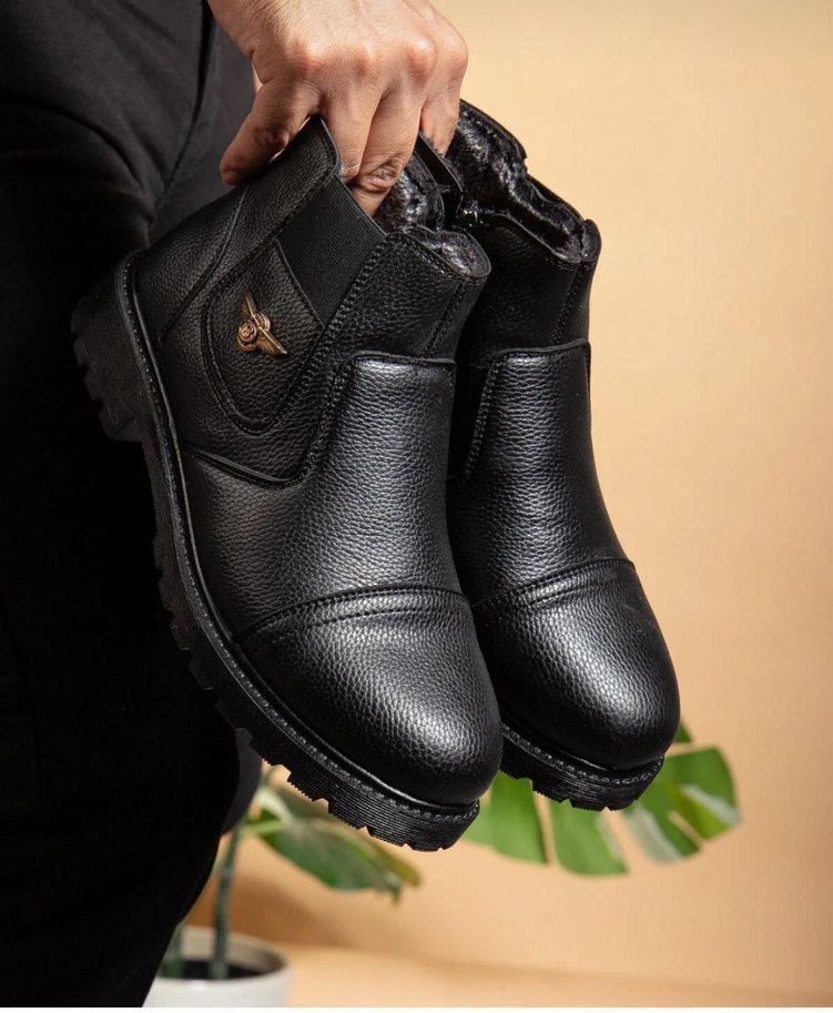 Siyah Erkek Bot - Görsel 3