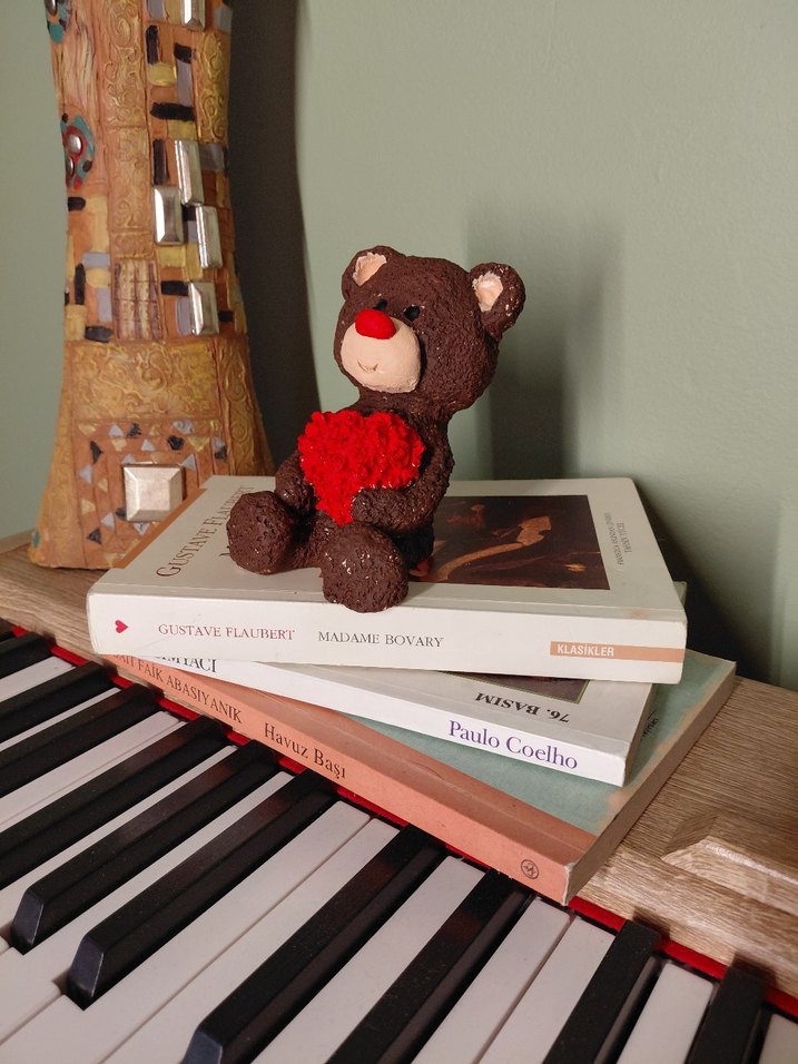 Kırmızı Kalpli Ayıcık - Görsel 4