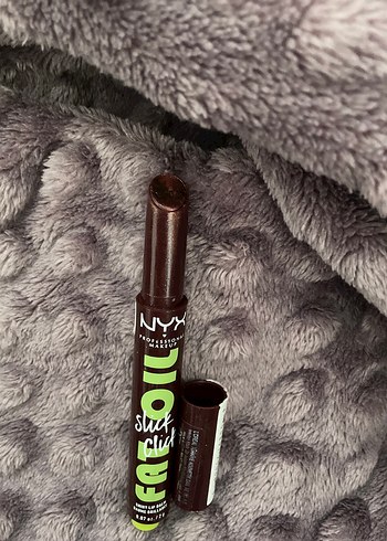 NYX Farm Yağ Dudak Parlatıcısı - Görsel 2