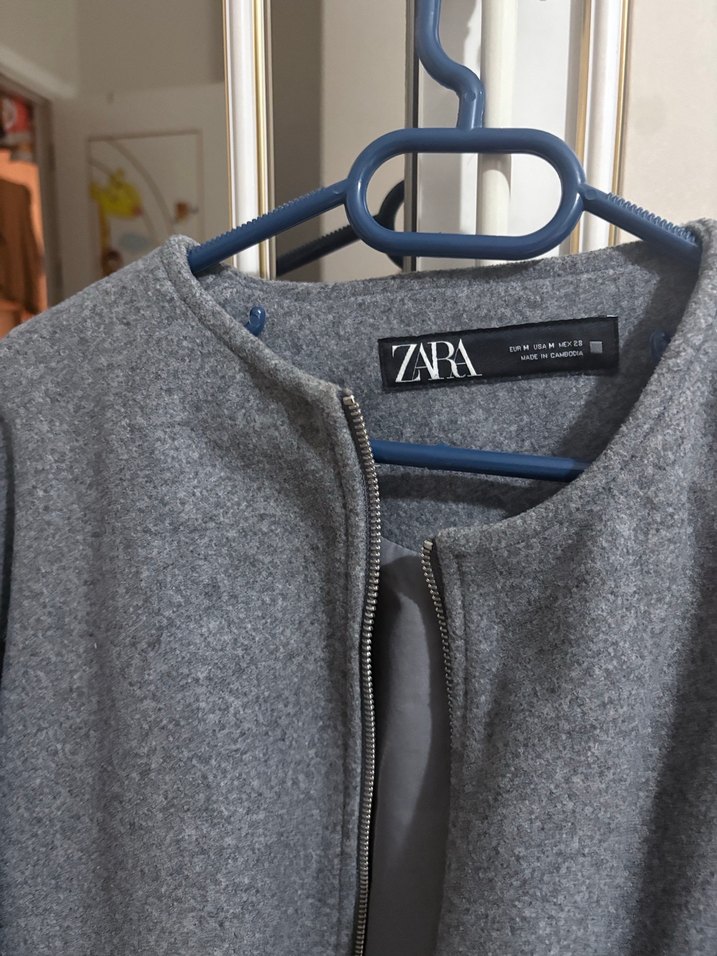 Gri Fermuarlı Kadın Midi Kaban - Görsel 2