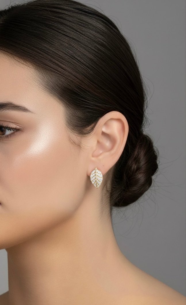 Xuping Altın Renk Mini Payetli Kadın Küpeler - Görsel 2