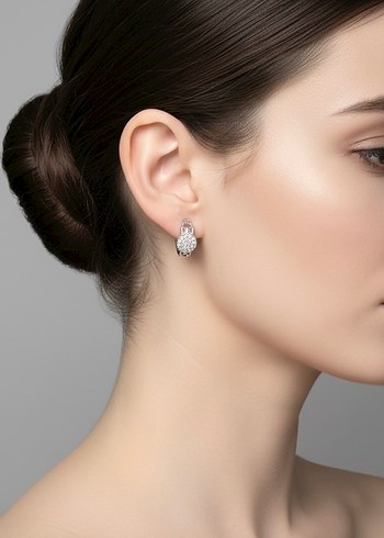 Beyaz Mini Payetli Paslanmaz Çelik Küpe - Görsel 2