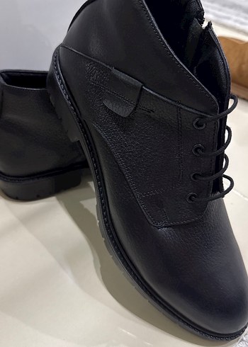 Siyah Erkek Bağcıklı deri 41 numara erkek bot - Görsel 6