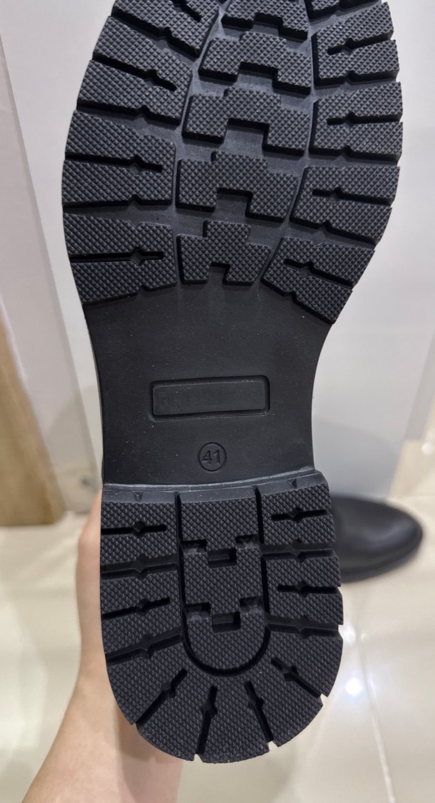 Siyah Erkek Bağcıklı deri 41 numara erkek bot - Görsel 2