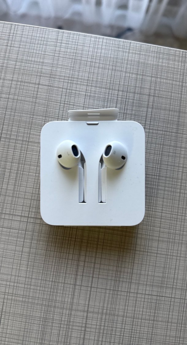 Beyaz Kulak İçi Kulaklık - Görsel 2