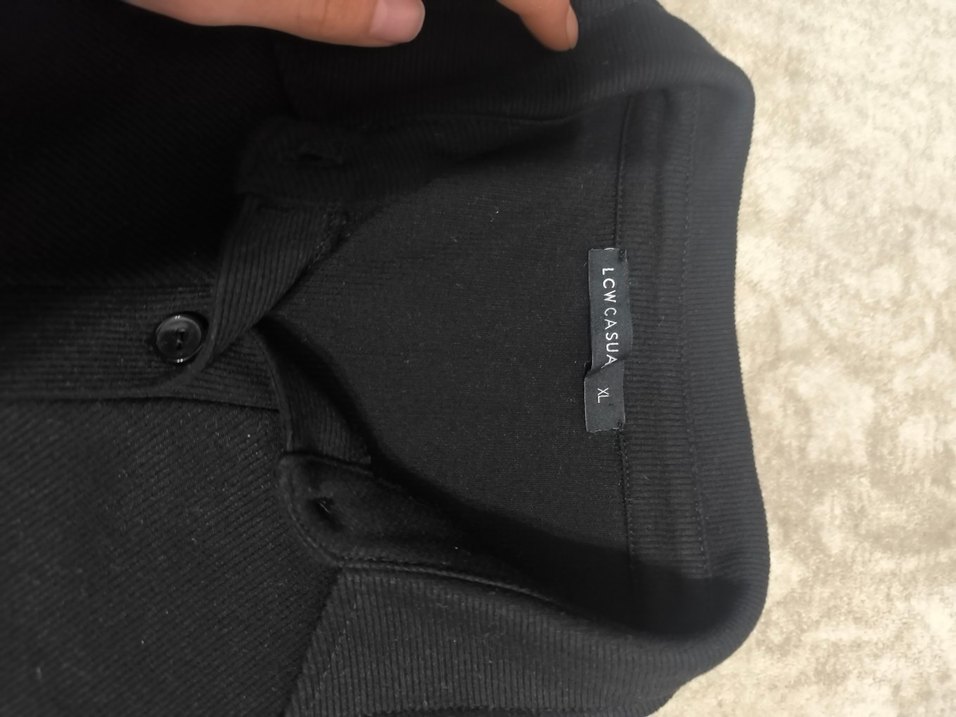 Düğmeli Siyah Midi Kısa Kollu Elbise - Görsel 4