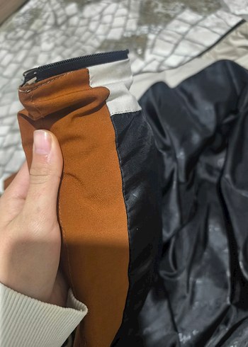 Kapüşonlu Renk Bloklu Erkek Mont - Görsel 4