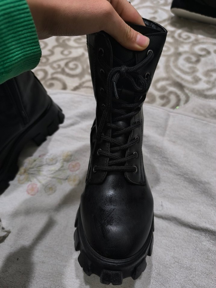 Siyah Kadın Deri Bot, Bağcıklı ve Fermuarlı - Görsel 4