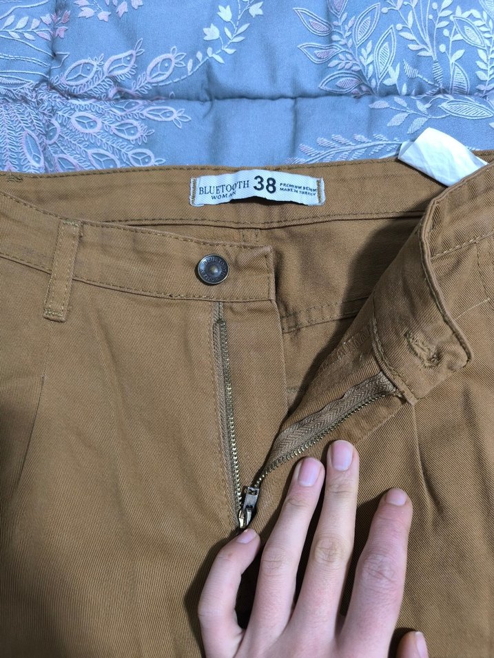 Kahverengi Keten Loose Fit Kemerli Kadın Pantolon - Görsel 4