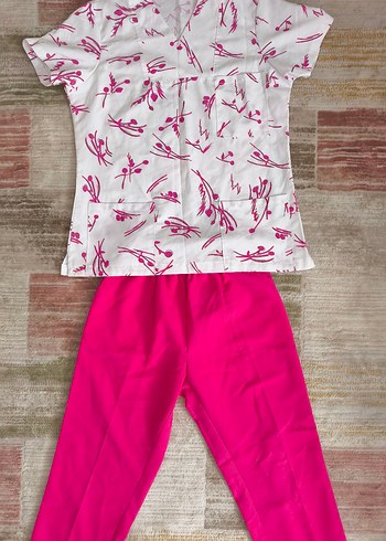 Pembe Desenli V Yaka hemşire forma Takımı - Görsel 3