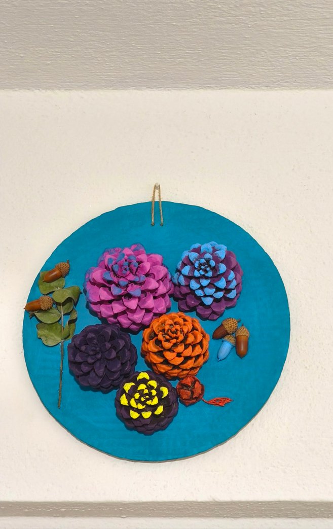 Kozalaktan el yapımı Çiçekli ve Yapraklı Duvar Dekoru - Görsel 3