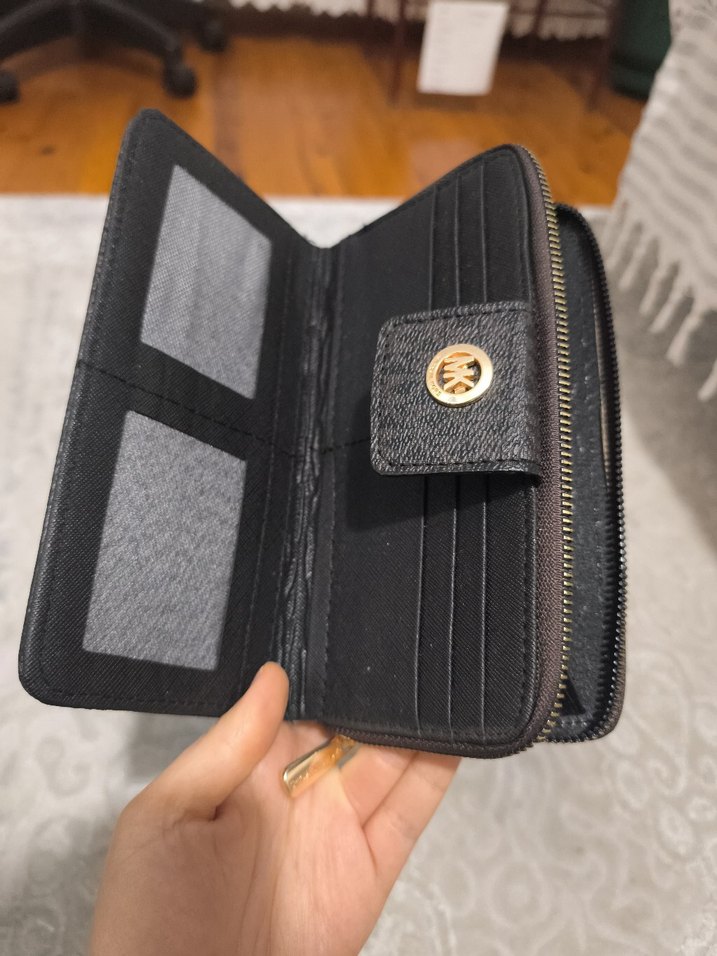 Kadın Desenli Fermuarlı Cüzdan - Görsel 3