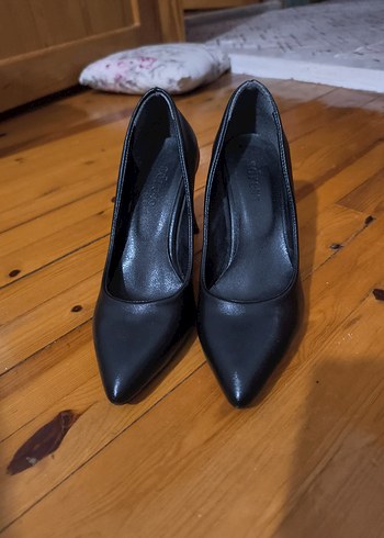 Siyah Stiletto Topuklu Kadın Ayakkabı - Görsel 2