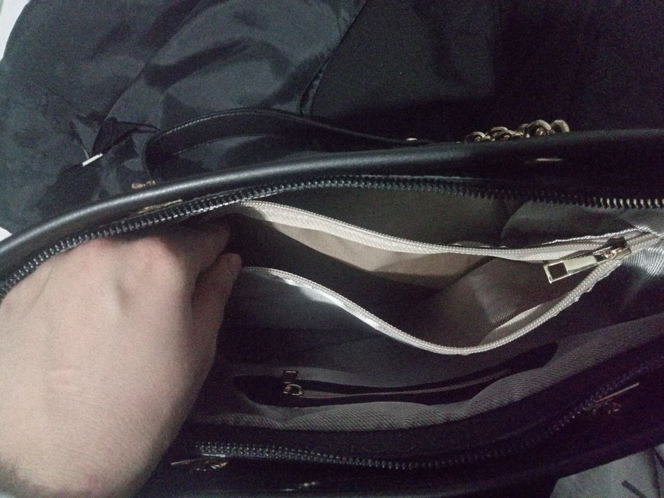 Zincir Detaylı Siyah Deri Kadın Çanta - Görsel 4