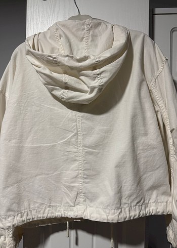 BERSHKA BEYAZ KETEN KAPŞONLU KADIN CROP CEKET - Görsel 5