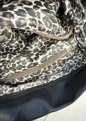 Siyah Deri Tokalı Kadın Çanta - Görsel 5