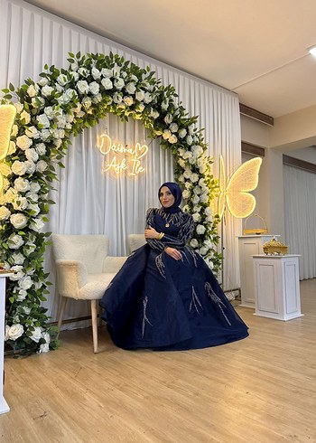 Kiralık Abiye - Görsel 2