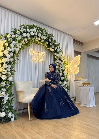 Kiralık Abiye - Görsel 4