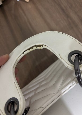 Zincirli beyaz kol çanta - Görsel 4