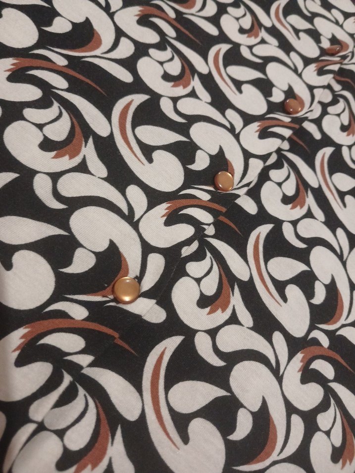 Desenli V Yaka Penye Kadın Elbise - Görsel 3