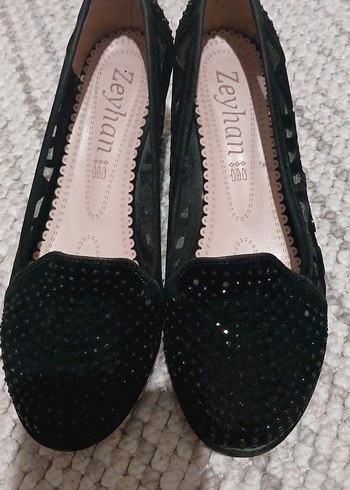 Siyah Parlak Taşlı Dolgu Topuklu Kadın Babet - Görsel 2