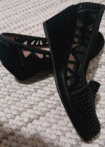 Siyah Parlak Taşlı Dolgu Topuklu Kadın Babet - Görsel 4