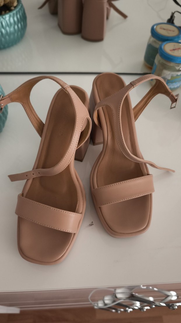 Ten rengi Platform Topuklu Sandalet - Görsel 5