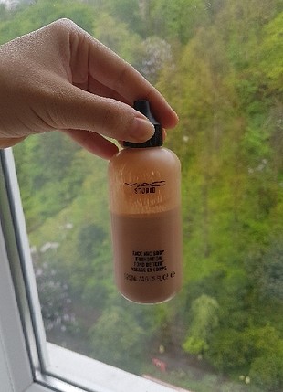 mac face and body fondoten