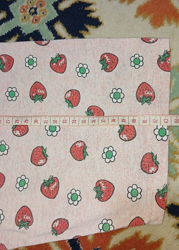 Kız Çocuk Çilekli Şort - Görsel 3