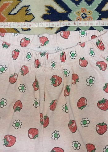 Kız Çocuk Çilekli Şort - Görsel 2