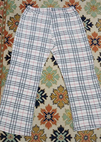 Gri,Beyaz,Kırmızı Renkli Eşofman - Görsel 2