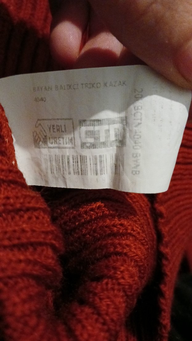 Koyu Turuncu Boğazlı Triko Kazak - Görsel 5