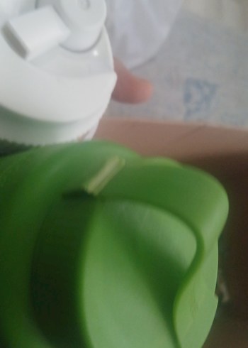 Renkli Turuncu Çocuk Termosu 0.75L - Görsel 3