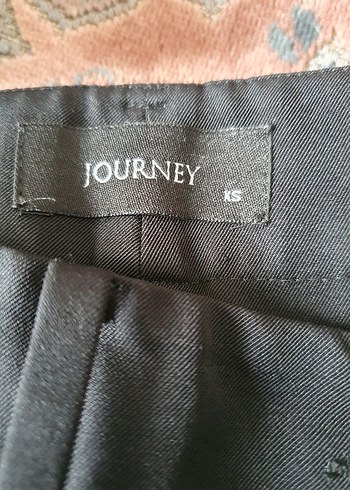 Kadın Siyah Kemerli Midi Kumaş Pantolon - Görsel 4