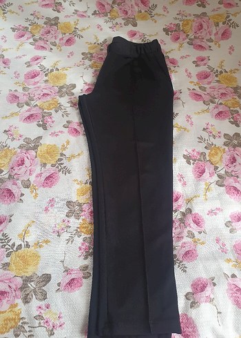 Kadın Siyah Piliseli Kumaş Pantolon - Görsel 2