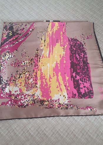 Pembe Parlak Avant-Garde Desenli Kadın Eşarp - Görsel 3