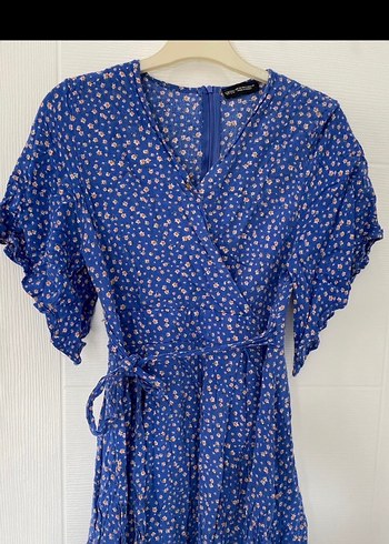 Mavi V Yaka Volanlı Midi şortlu elbise - Görsel 2