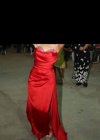 Kırmızı Drapeli Uzun Abiye Elbise - Görsel 2